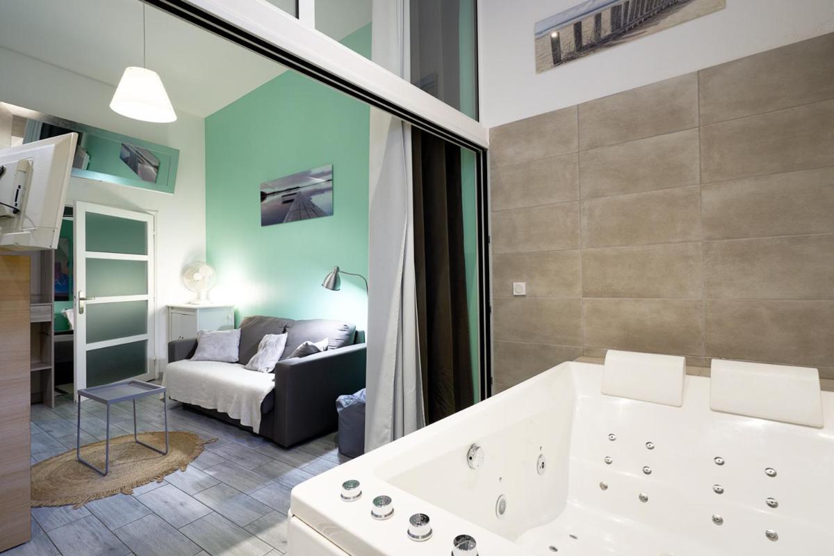Wellkhome Appartements & Services Bordeaux Zewnętrze zdjęcie